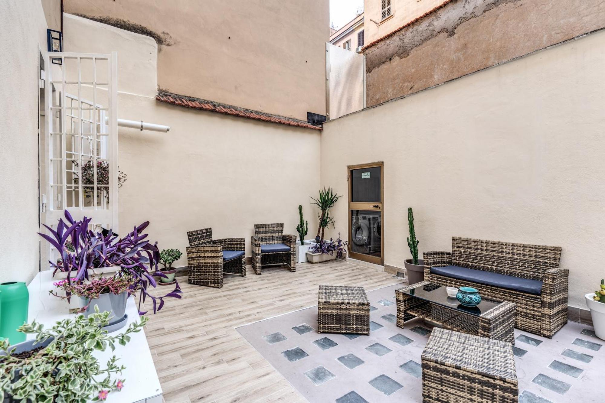 Nala & Kira - Two Big For Groups In The Center Of Appartement Rome